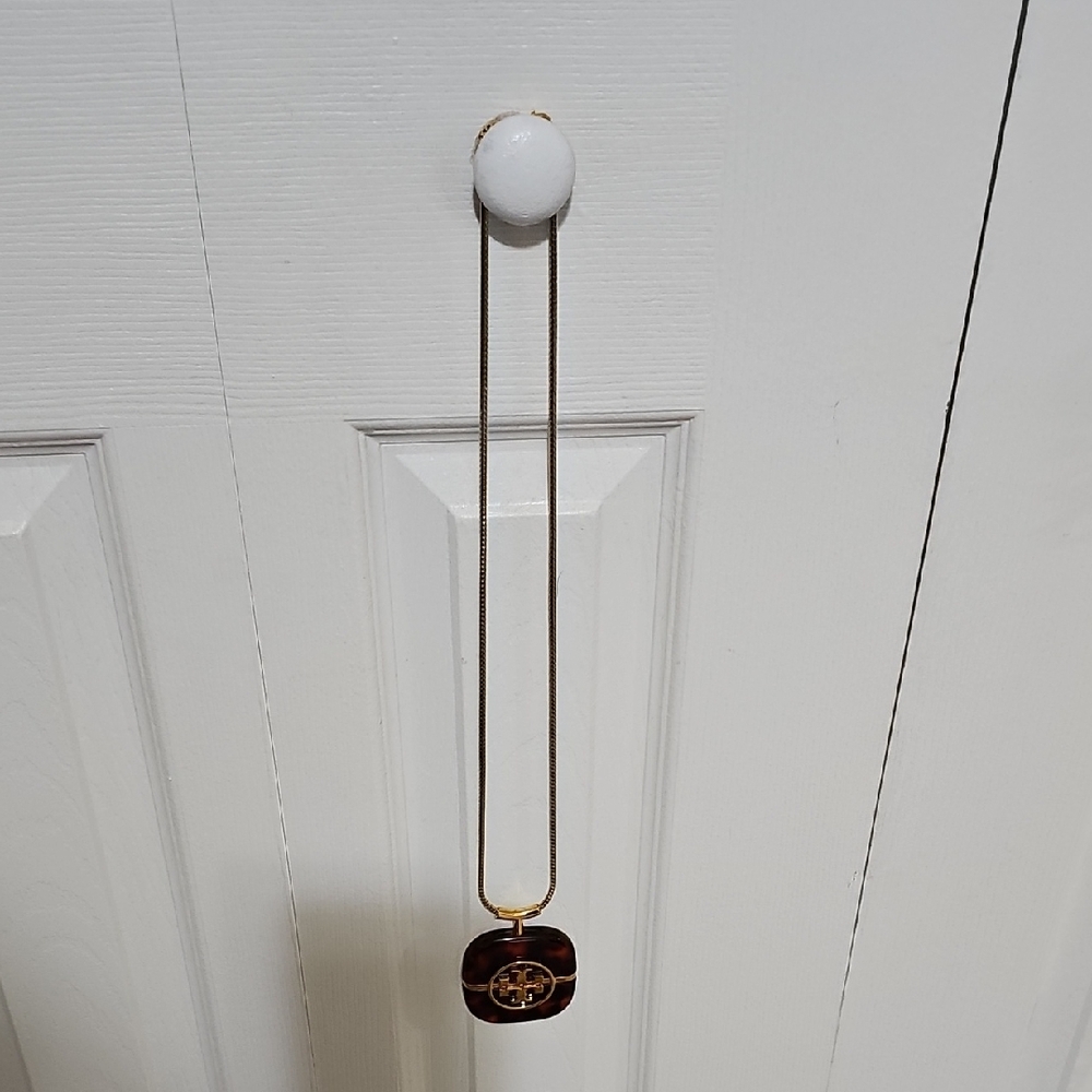 Tory Burch Gold Chain Necklace with Tortoiseshell Pendant